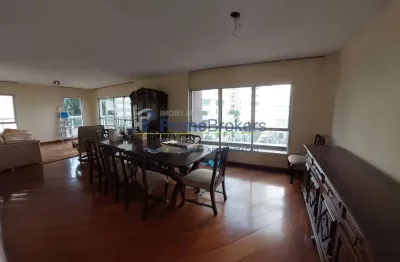 Apartamento á venda   com 195 m2 a.u- varanda - 5 quartos sendo 4  suítes- 3 vagas - jardim paulista