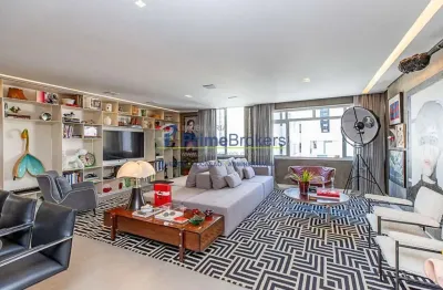 Edifício santa marinella possui uma área privativa de 129 m². com uma localização privilegiada na r