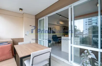 Este imóvel possui uma área privativa de 46m², perfeito para quem busca conforto e praticidade.