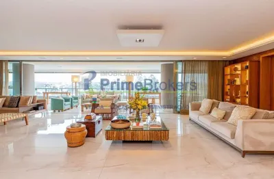 Com uma área privativa de 485 m², este imóvel é perfeito para quem busca espaço e conforto.