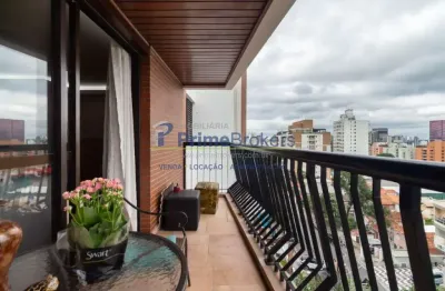 Com uma área privativa de 129 m², este imóvel sofisticado conta com 3 suítes e 4 banheiros, ideal pa