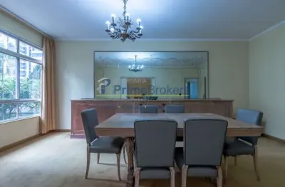 Apartamento á  venda em jardim paulista com 3 quartos, sendo 1 suíte, 237m²