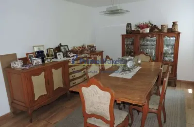 Sobrado :  j. prudência -  04 dormts , 02 suites,  277 m², quintal, edícula, churrasq, 03 vagas  so