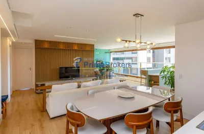 Apartamento, 145m² - 3 Dormitórios, 3 Suítes, 2 Vagas, Churrasqueira - Campo Belo