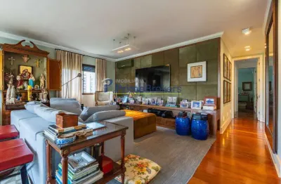 Apartamento, 171 m² - 3 Dormitórios, 3 Suítes, 3 Vagas, Varanda com Vista Livre - Moema