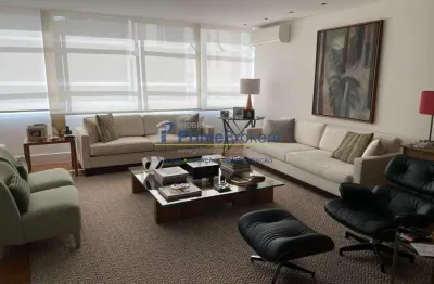 Apartamento, 213m² - 3 Dormitórios, 1 Suíte, 2 Vagas, Móveis Planejados - Cerqueira César