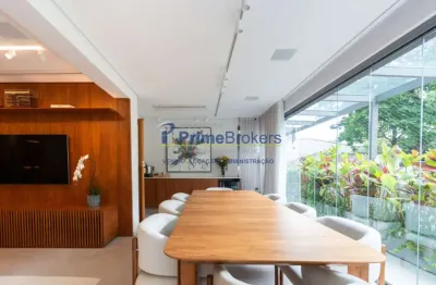 Apartamento Garden, 214m² - 4 Dormitórios, 3 Suítes, 3 Vagas, Closet e Vista - Campo Belo