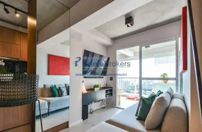 Apartamento, 68m² - 2 Dormitórios, 1 Suíte, 2 Vagas, Ampla Varanda - Campo Belo