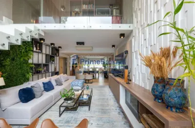 Casa, 344m², 4 dormitórios, 4 suítes, 4 vagas, totalmente reformada, Alto de Pinheiros