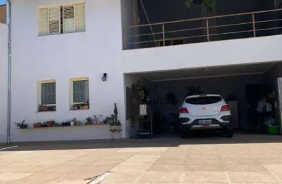 Sobrado para venda em parque jambeiro de 241.00m² com 3 quartos, 1 suite e 6 garagens