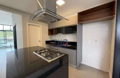 Sobrado à venda em valinhos, roncáglia, com 3 suítes, com 247.6 m²