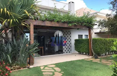 Sobrado à venda em Campinas, Vila dos Plátanos, com 3 suítes, com 193 m², Villa dos Plátanos