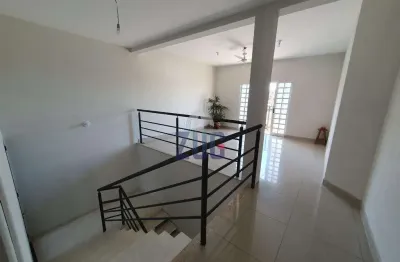 Sobrado à venda em Campinas, Loteamento Parque São Martinho, com 3 quartos, com 170 m²