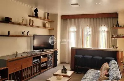 Casa com 3 quartos para alugar na Avenida Maria José Vasconcellos Mankel, Vila Clarice, São Paulo