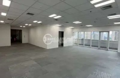 Casa comercial para alugar na Rua Bacaetava, Vila Gertrudes, São Paulo