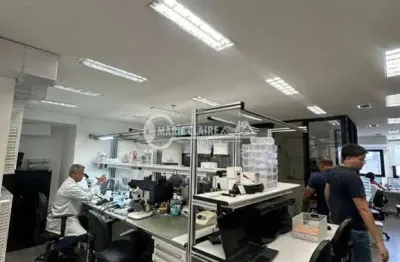 Sala comercial com 2 salas à venda na Rua Paraíso, Jardim Portal I e II, São Paulo