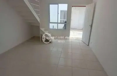 Casa disponível para venda em com 2 dormitórios e 1 vaga de garagem - Cotia, São Paulo.