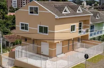 Casa com 3 quartos à venda na rua macapá, tingui, curitiba, 268 m2 por r$ 1.080.000