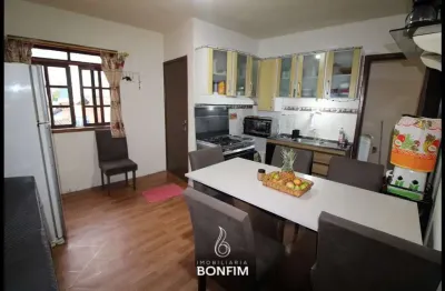 Casa com 3 quartos à venda na travessa cláudio tyszka, sítio cercado, curitiba, 296 m2 por r$ 980.000