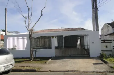 Casa com 4 quartos à venda na rua professor fábio de souza, santa quitéria, curitiba, 440 m2 por r$ 975.000