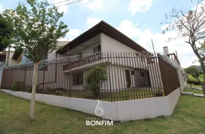 Casa com 4 quartos à venda na rua governador jorge lacerda, guabirotuba, curitiba, 200 m2 por r$ 949.000