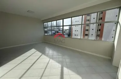 Apartamento para Venda em Salvador, Campo Grande, 3 dormitórios, 1 suíte, 3 banheiros, 1 vaga