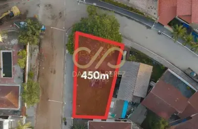 Terreno à venda no Canto do Forte, Praia Grande 