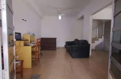 Casa sobrado padrão - canto do forte - praia grande