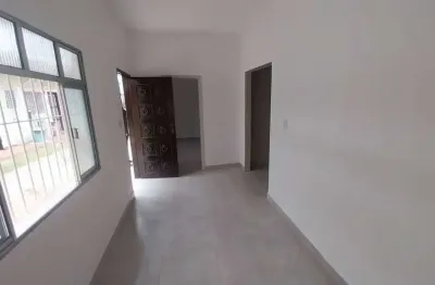 Casa condomínio padrão - canto do forte praia grande