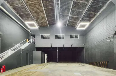 Casa com 4 quartos para alugar no Boqueirão, Praia Grande 