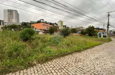 Terreno comercial à venda no São José, Caxias do Sul 