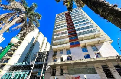 Apartamento com 4 dormitórios e 257m2 frente à praça dante