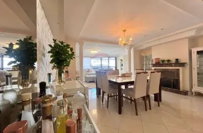 Apartamento com 188m2 privativos, 3 suítes no bairro lourdes