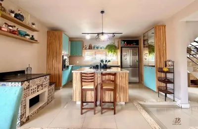 Casa com 4 quartos à venda na Rua Sarmento Leite, 2906, Rio Branco, Caxias do Sul