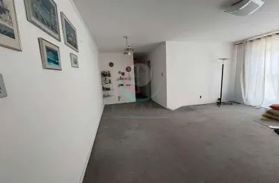 Apartamento à venda no bairro de Pinheiros, ótima localização e preço. São Paulo, SP