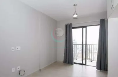 Studio para locação no bairro de Pinheiros, a 10 minutos a pé do metro Pinheiros.   São Paulo, SP