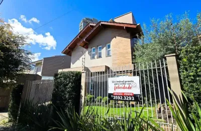 Casa com 3 quartos à venda na rua osvaldo benevides dantas, 72, morro do espelho, são leopoldo por r$ 1.600.000