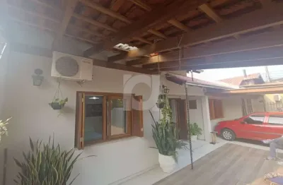 Casa com 2 quartos à venda na doutor bento velloso rocha, 82, feitoria, são leopoldo por r$ 308.000