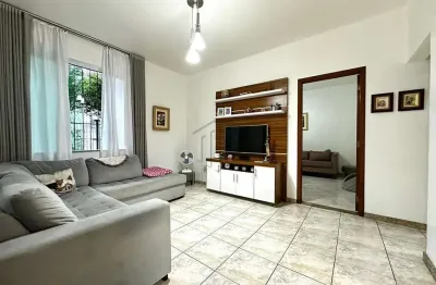 Casa padrão à venda no bairro trindade - florianópolis