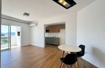 Apartamento com 2 quartos à venda no Barreiros, São José 