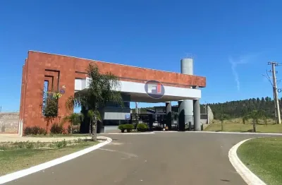Casa em construção para venda no condomínio safelife