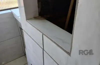 Apartamento com 2 quartos à venda na rua carmelita grippi, rubem berta, porto alegre, 60 m2 por r$ 137.000