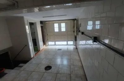 Casa para alugar, 4 quarto(s) com garagem no bairro cidade baixa,