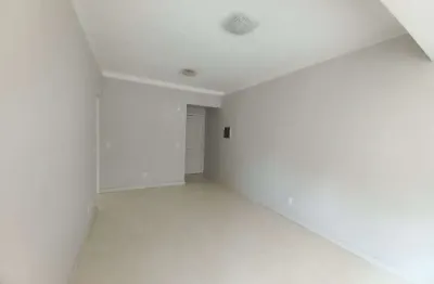 #aluga apartamento 1 quarto, 2m banheiros com garagem na cidade baixa