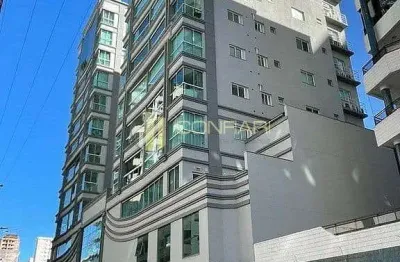 Apartamento com 3 quartos à venda na Rua 210, 130, Meia Praia, Itapema
