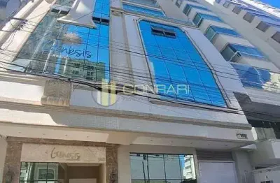 Apartamento com 4 quartos à venda na Rua 315, 157, Meia Praia, Itapema