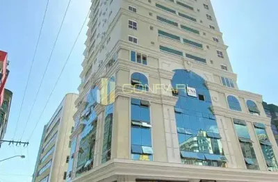 Apartamento com 4 quartos à venda na Rua 231 A, 37, Meia Praia, Itapema