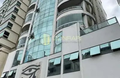 Apartamento com 4 quartos à venda na Rua 283, 100, Meia Praia, Itapema