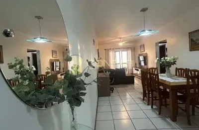 Apartamento com 3 quartos à venda na Rua 265, 73, Meia Praia, Itapema