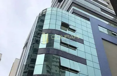 Apartamento com 3 quartos para alugar em Meia Praia, Itapema 